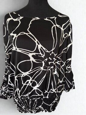 Michael Kors Black and White Gathered Sleeve Blouse